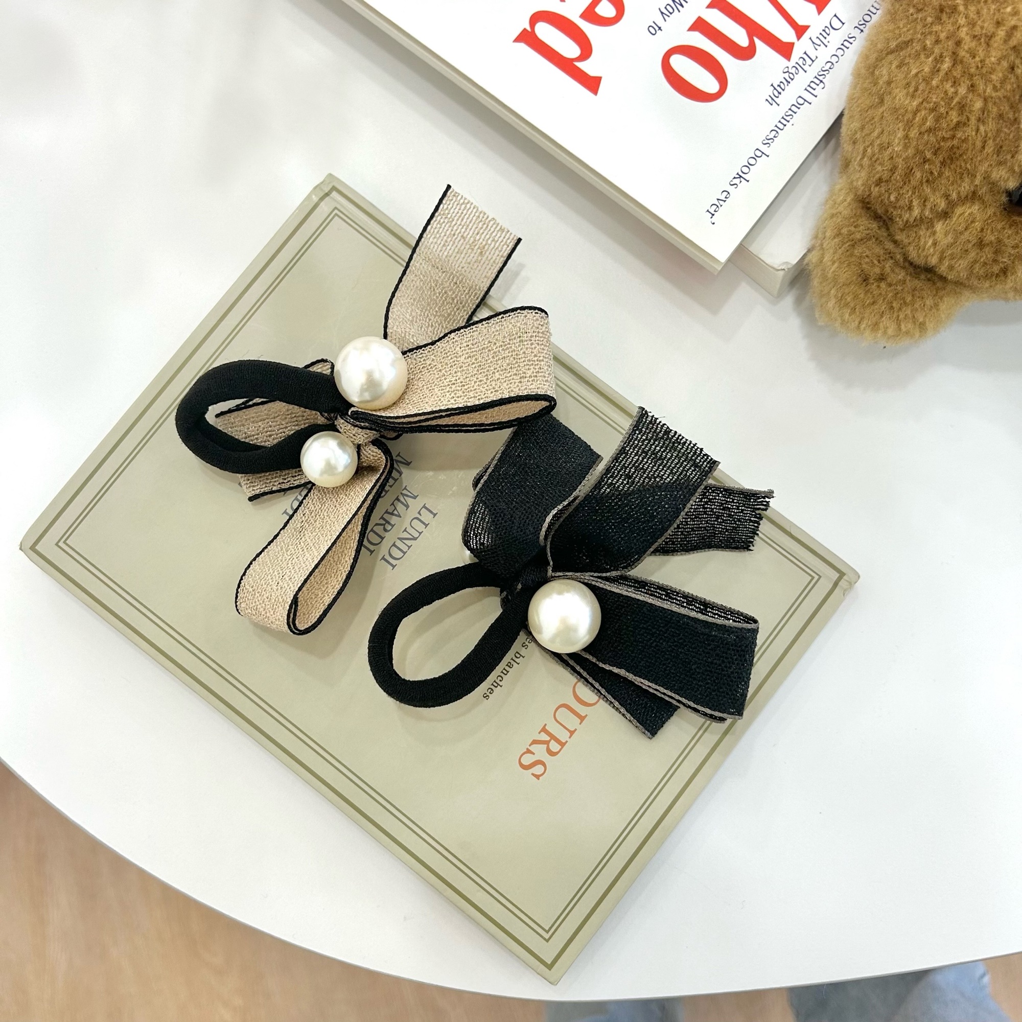 Cột tóc nơ đính hạt đơn giản nữ tính Modleaf Glory tie Hàn Quốc