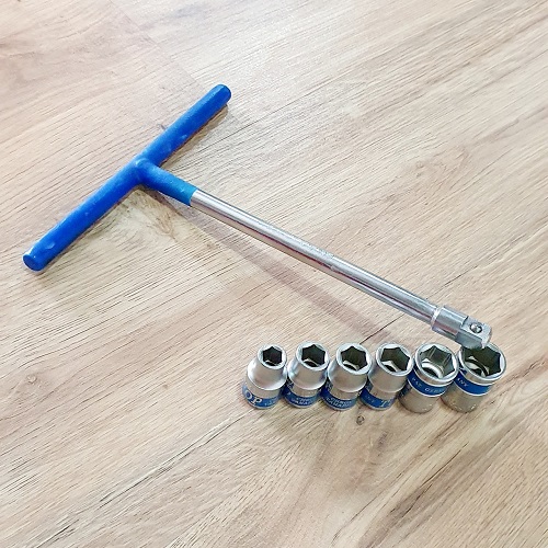 Bộ Dụng Cụ Gồm Cần Siết 1/2 Chữ T Cán Bọc Nhựa + 6 Đầu Tuýp Lục Giác 1/2 size 10,12,13,14,17,19mm