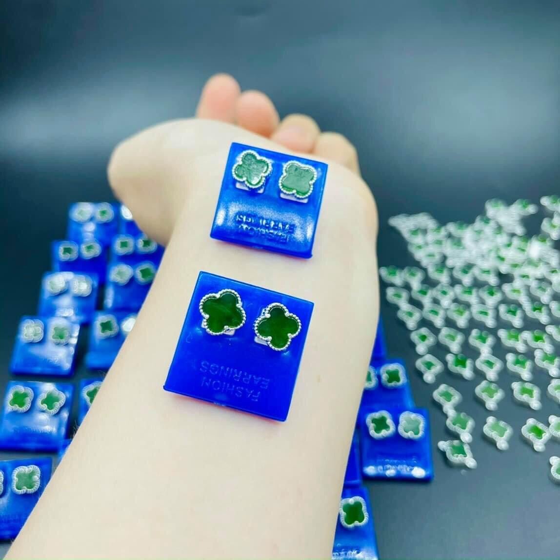 Bông tai cỏ bốn lá ngọc bích bọc bạc xanh mướt hàng chuẩn đủ bill hoá đơn bảo hành trọn đời