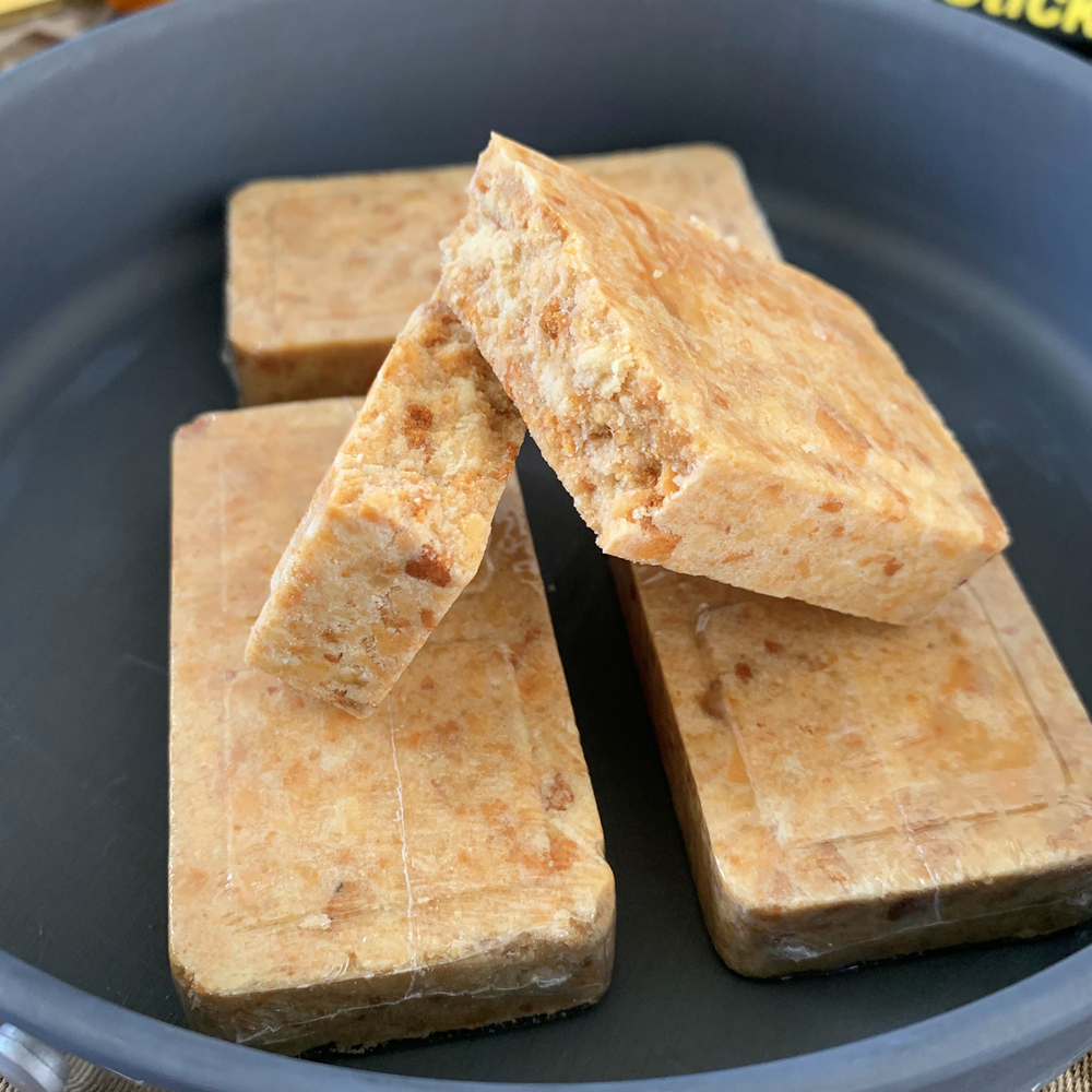 LẺ: 1 phong 200gr (4 bánh) lương khô quân đội 900***
