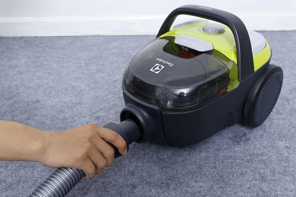 Máy hút bụi Electrolux Z1231 1600W