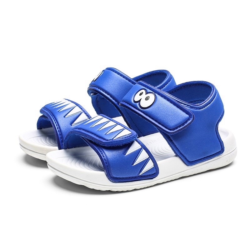 Sandal siêu nhẹ có bé trai và bé gái