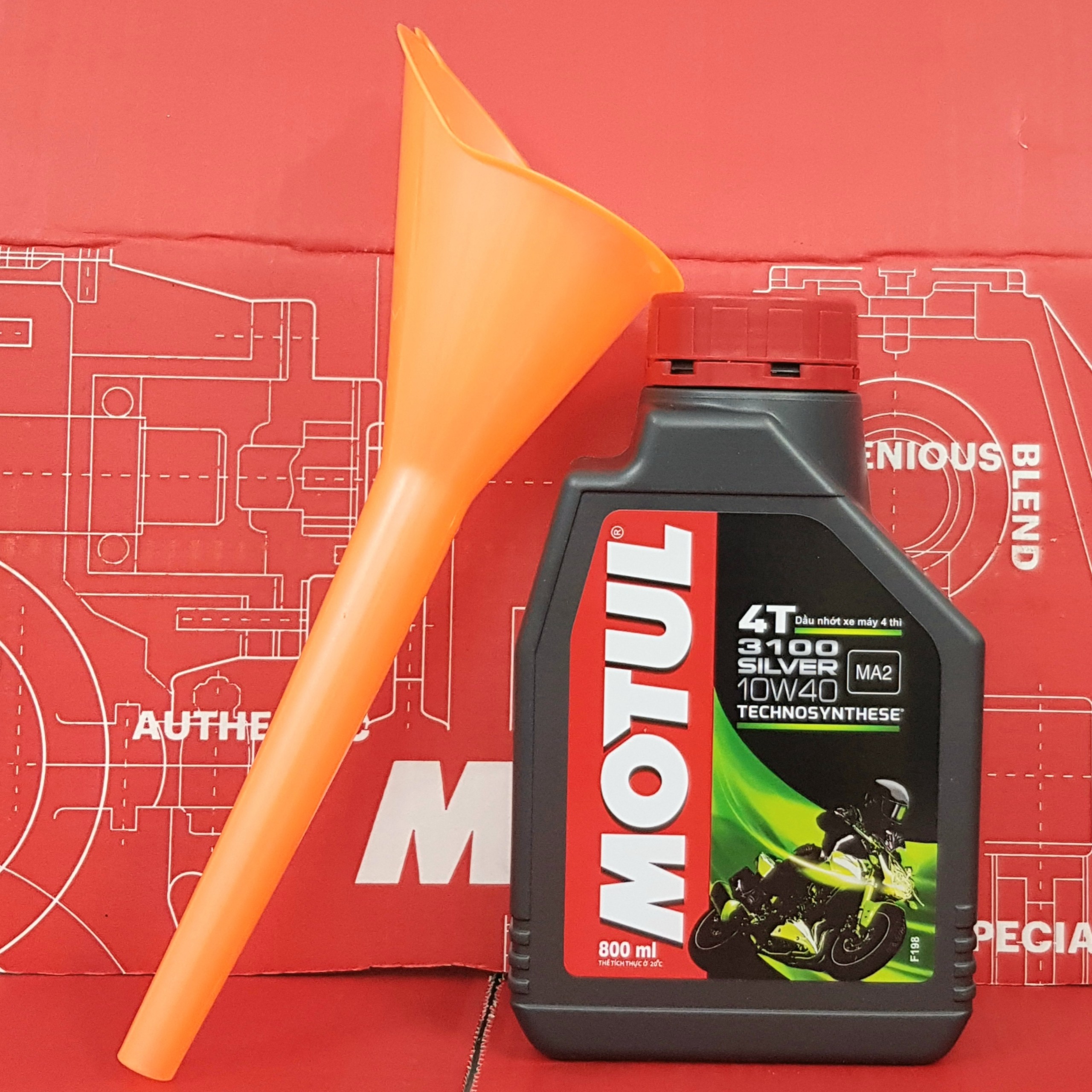 [HCM]Tặng phễu MOTUL 4T 3100 SILVER 10W40 800ML Nhớt bán tổng hợp
