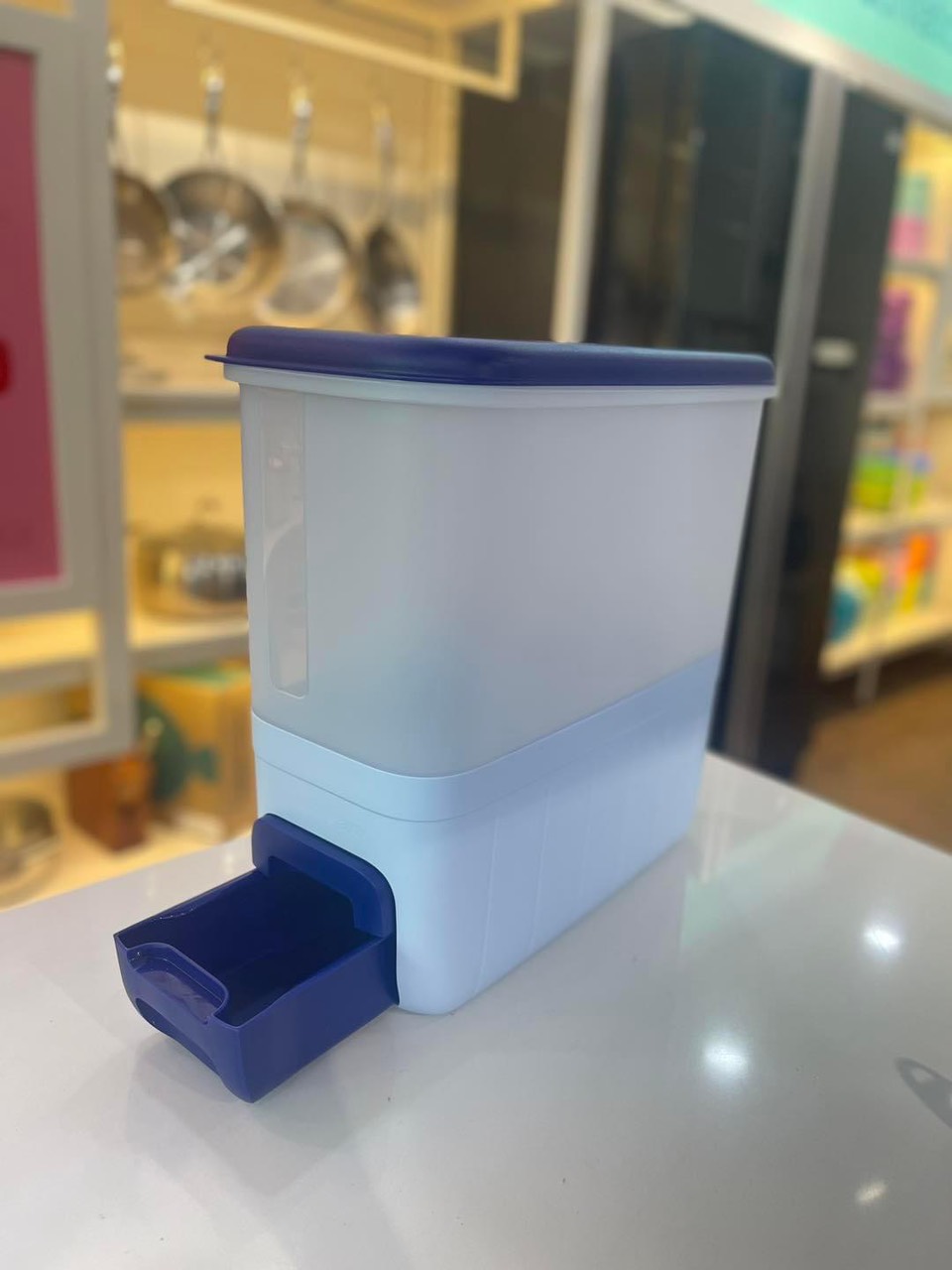 Thùng Đựng Gạo Tupperware Rice Dispencer 10kg (chính hãng)