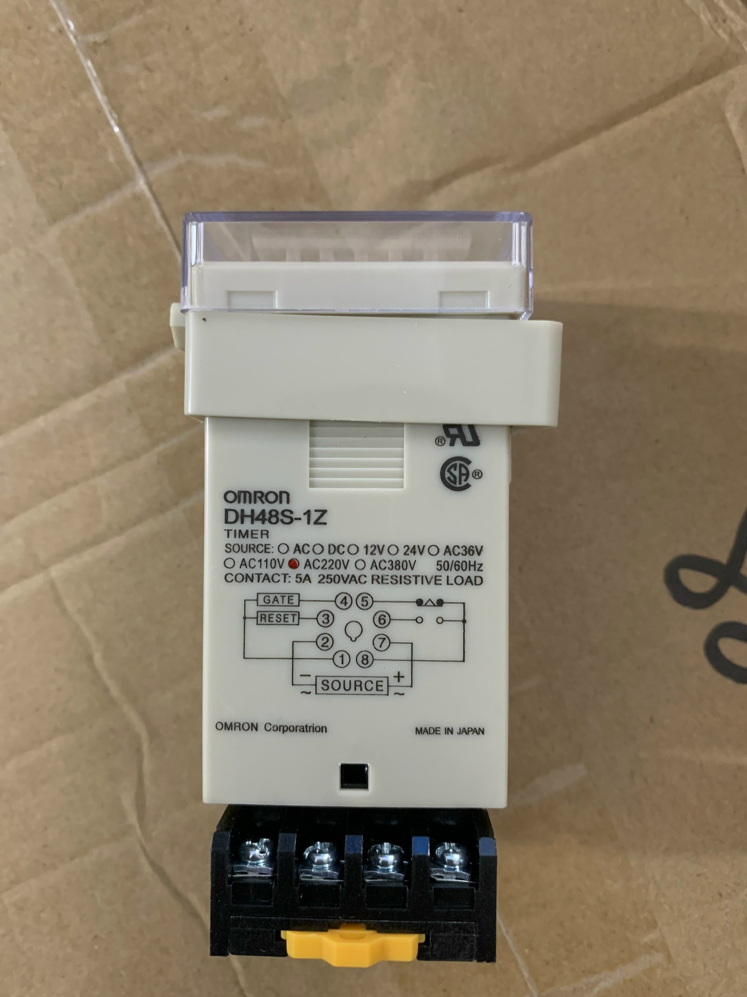 Rơle thời gian (Timer ) DH48S-1Z mặt đỏ kèm đế.220V