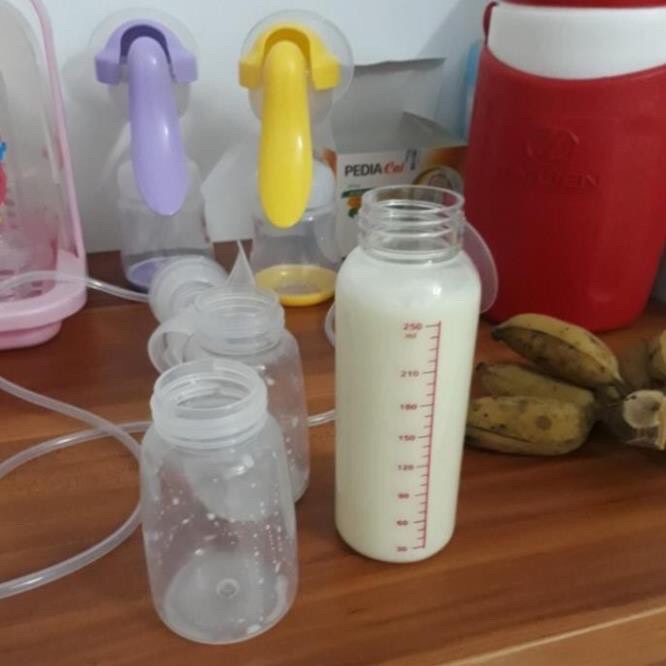 Máy hút sữa điện đôi REAL BUBEE chính hãng ( Có 2 Núm ti và tem 3D của hãng )