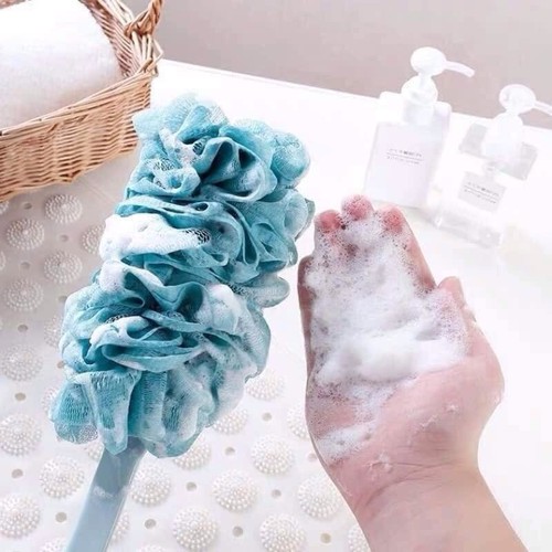 [HCM]BÔNG TẮM CÓ TAY CẦM- ĐỒ DÙNG TẮM