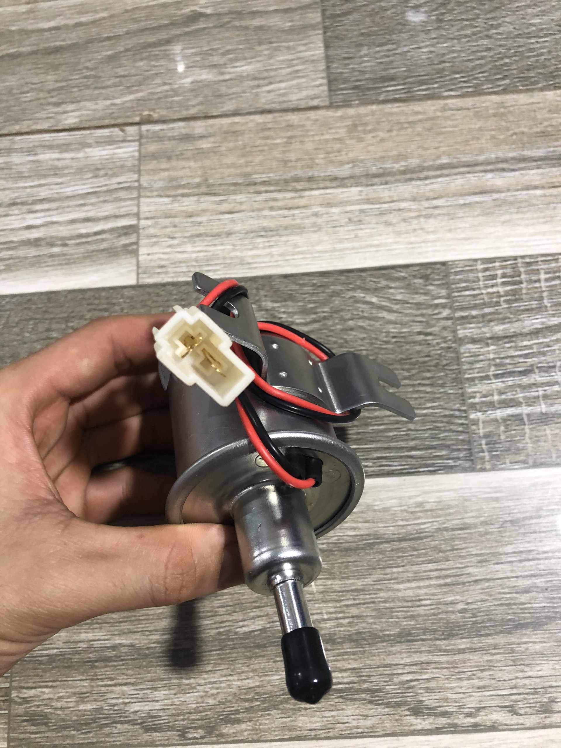 Bơm xăng xe 5 tạ (Nhôm) có dây điện