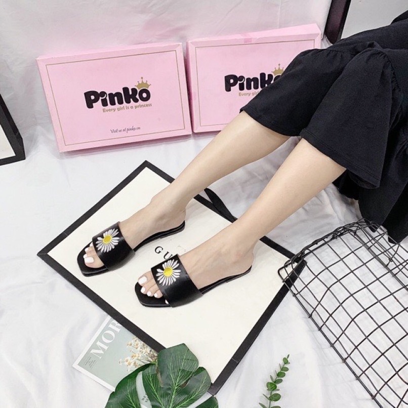 Dép lê dép quai ngang nữ HOA CÚC hottrend Futishop si nhám mang rất êm chân và dễ dàng vệ sinh giá rẻ