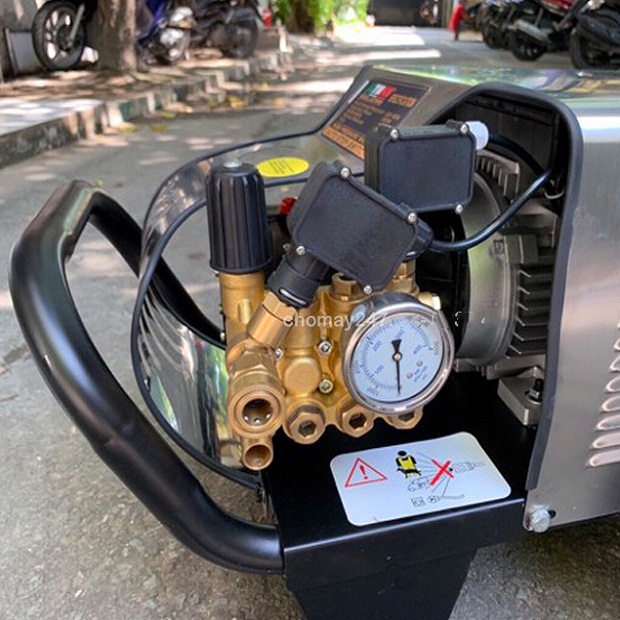 Máy Rửa Xe Cao Áp 7.5Kw Jetman JM75