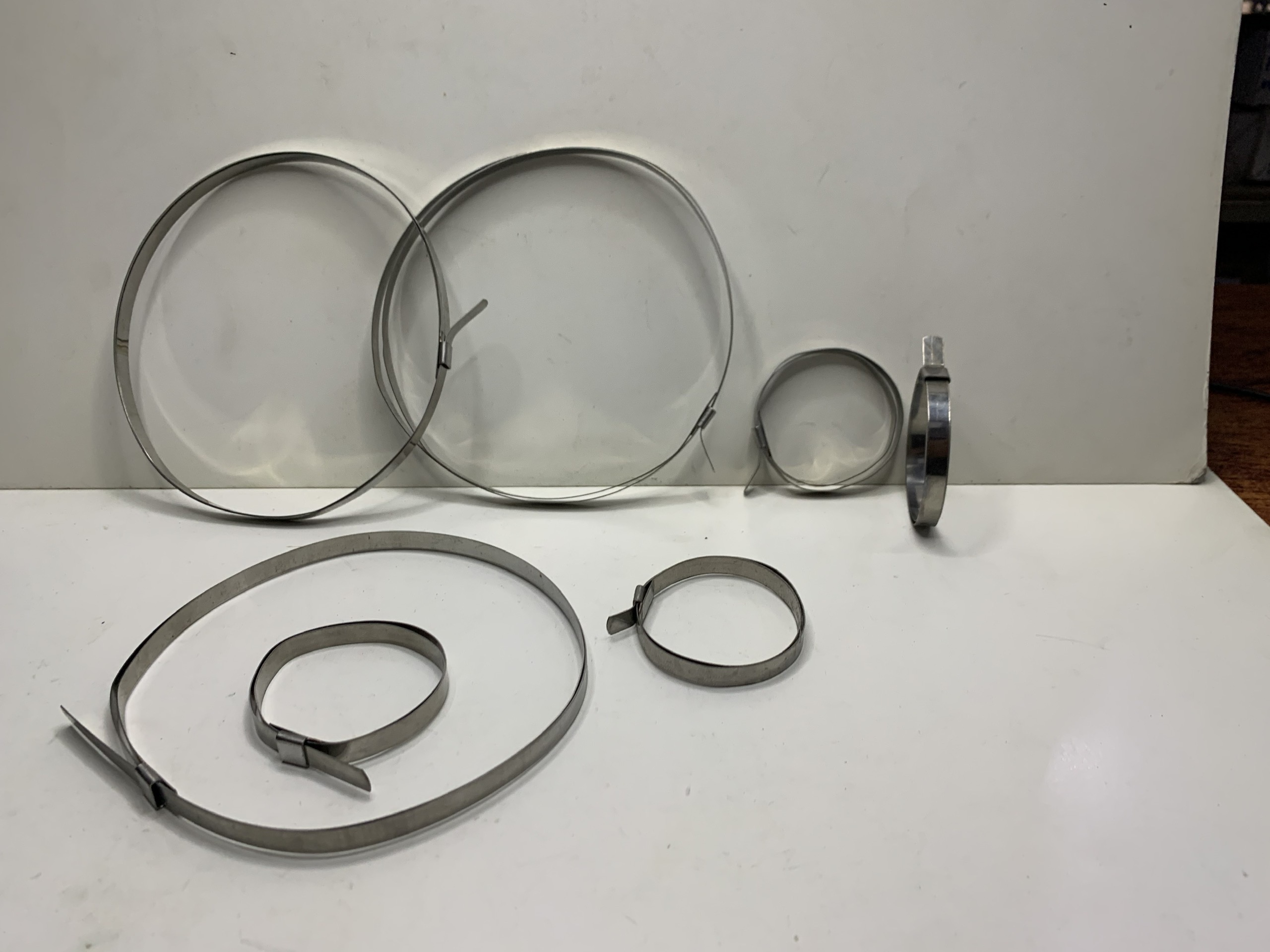 [HCM] Đai buộc chụp bụi láp, thước lái, cổ dê siết láp ( lớn, nhỏ).
