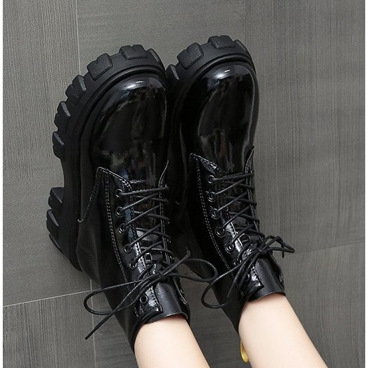 GIÀY BỐT ULZZANG CAO CỔ ĐẾ ĐINH DA BÓNG ( TOÀN ẢNH THẬT)