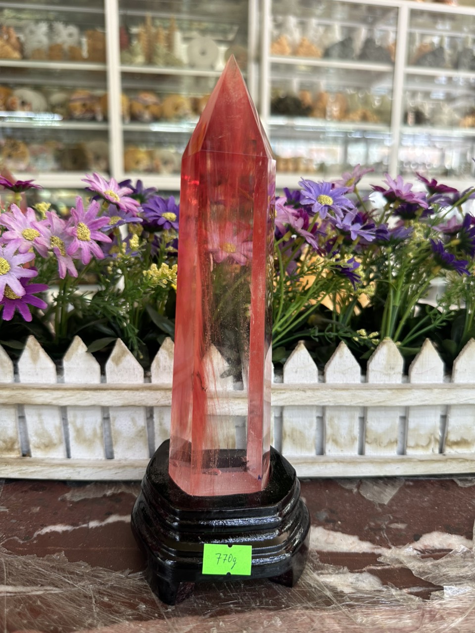 Trụ đá phong thủy trấn thạch đá núi lửa Obsidian đỏ