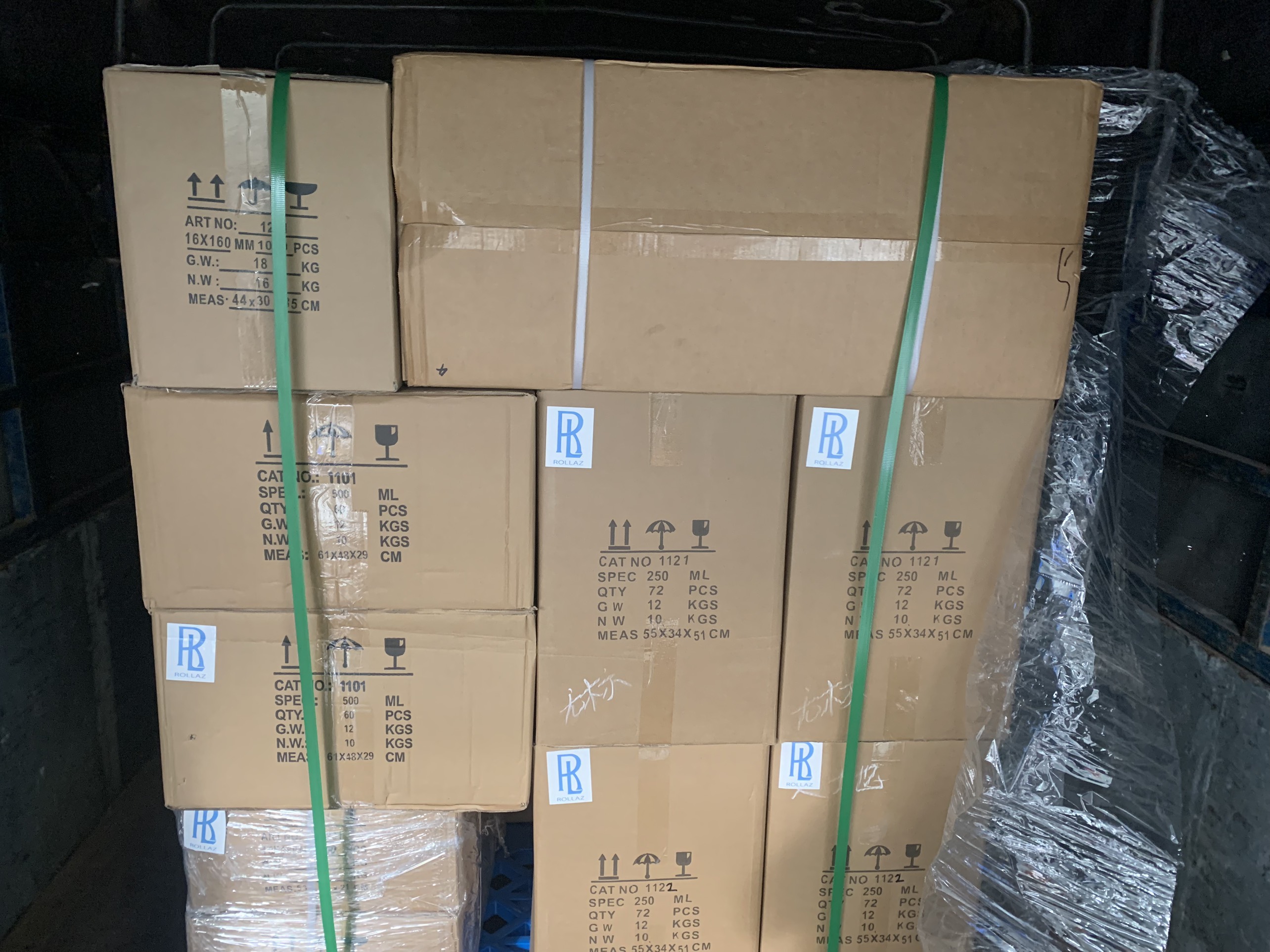 Bình tam giác thủy tinh không nắp