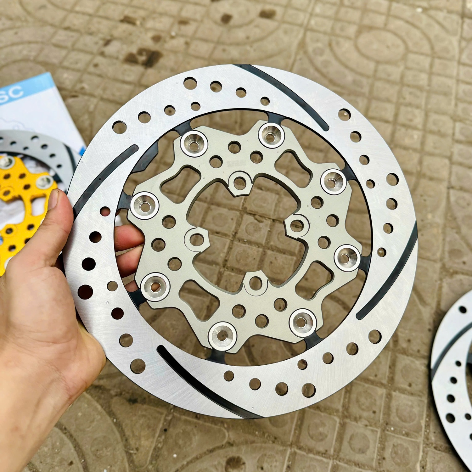 Đĩa Hylos Size 267mm V4 4 Lỗ, 6 Khoen Inox 304 Mẫu 2025 Lắp Mọi Loại Xe