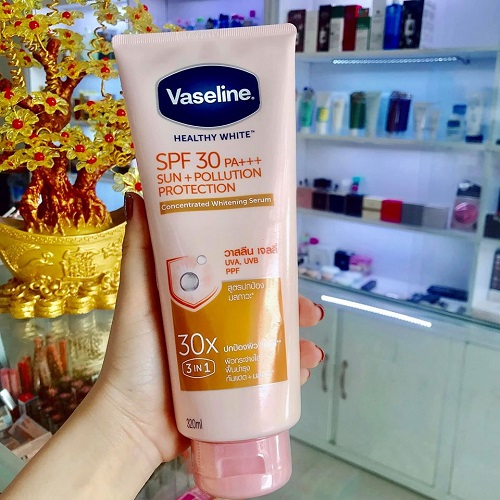 Dưỡng thể Vaseline 30x SPF 30++ 180ml thái lan