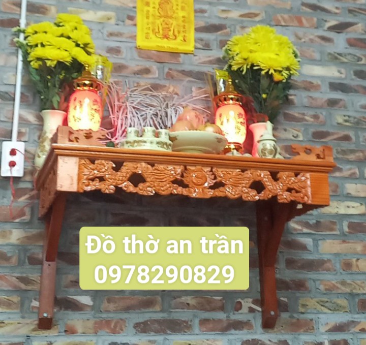 Ban bàn thờ treo gỗ sồi kích thước dài 81 cm bao gồm cả chân đỡ