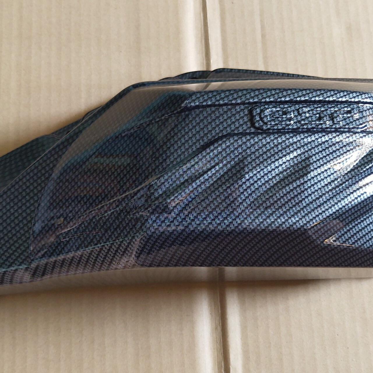 Ốp pô e vario carbon