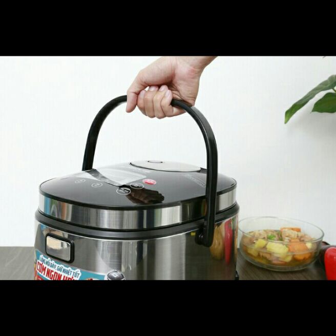 Nồi cơm điện tử Sunhouse mama 1.8 lít SHD8903