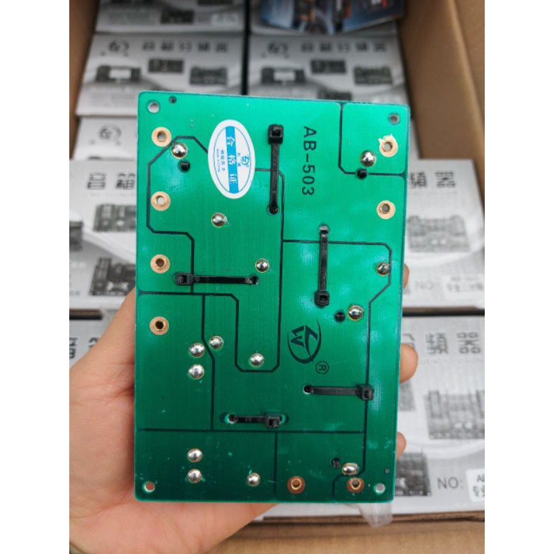 1 đôi phân tần 3 loa AB 503