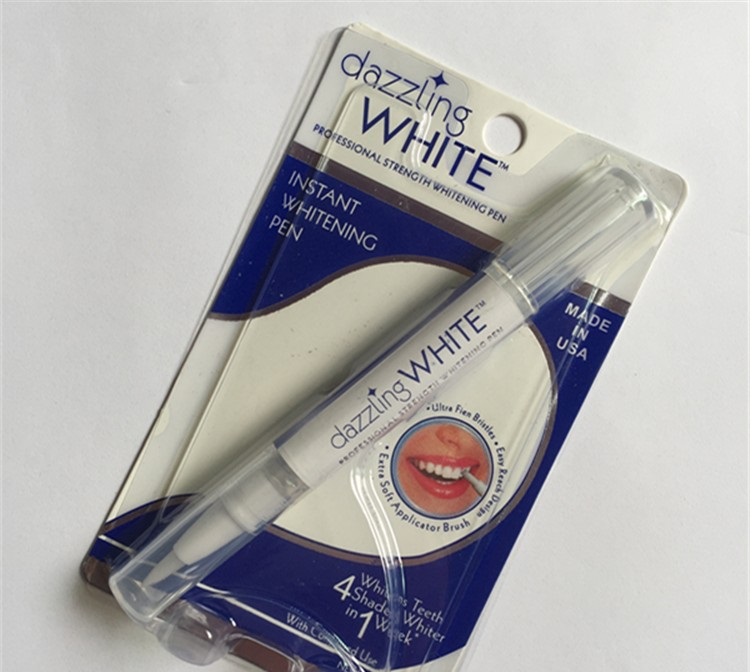Bút làm trắng răng Dazzling White