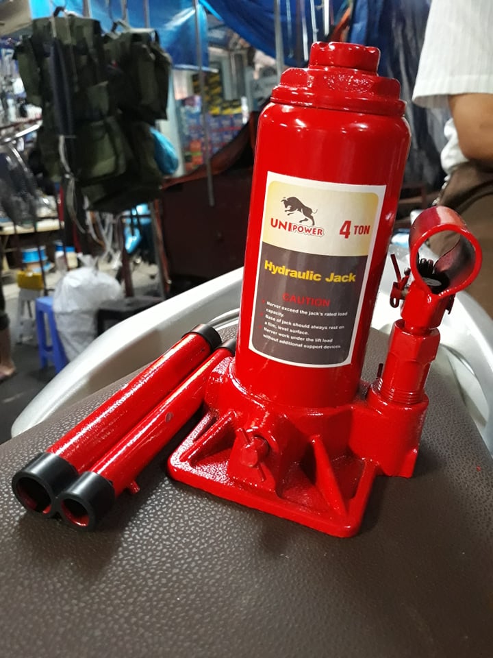 kích thủy lực ô tô 4 tấn, con đội ô tô 4T HITO