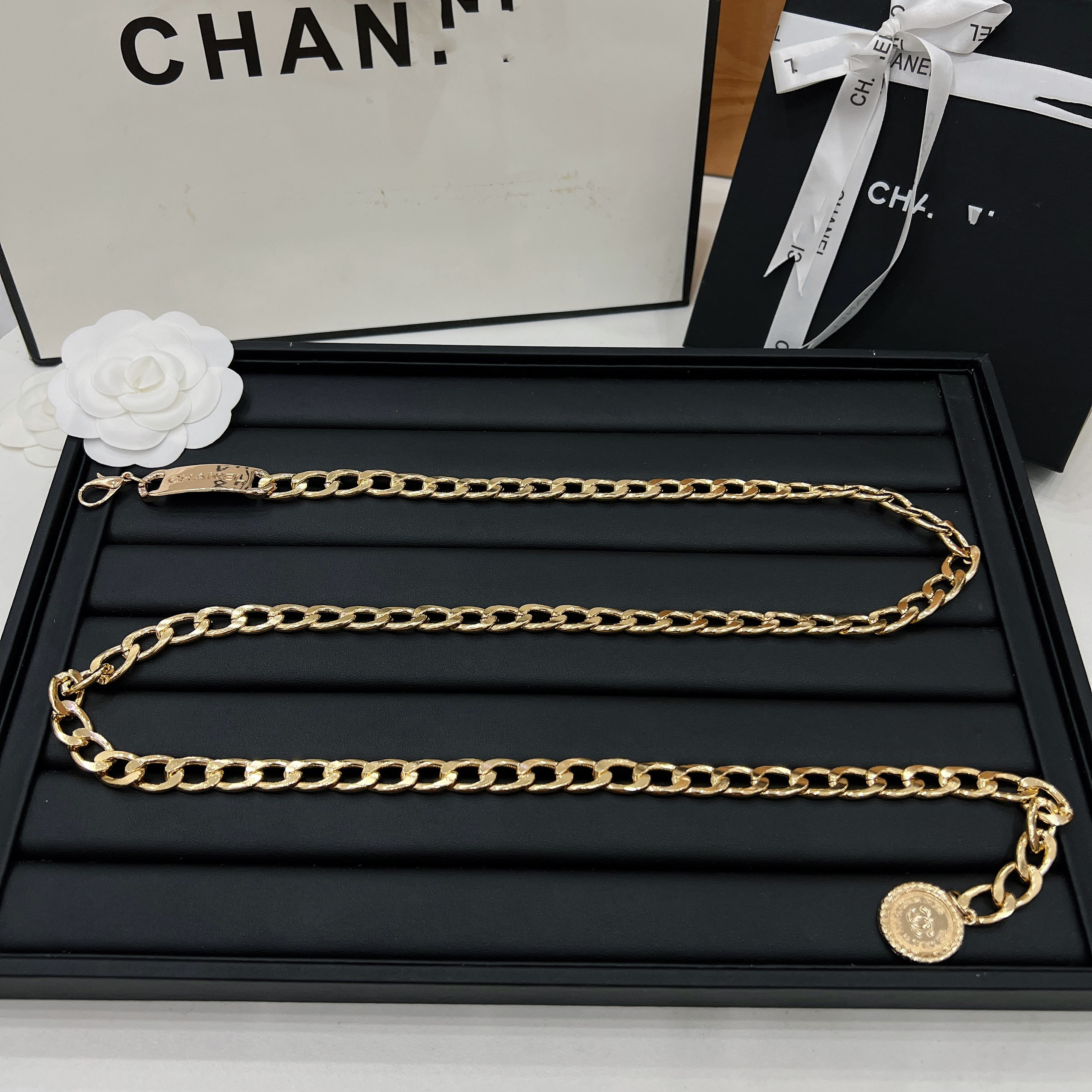 BST đai váy xích thời trang