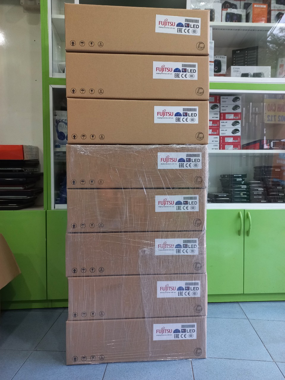 Màn Hình Vi Tính 20 inch FUJITSU Nhật Mới FullBox