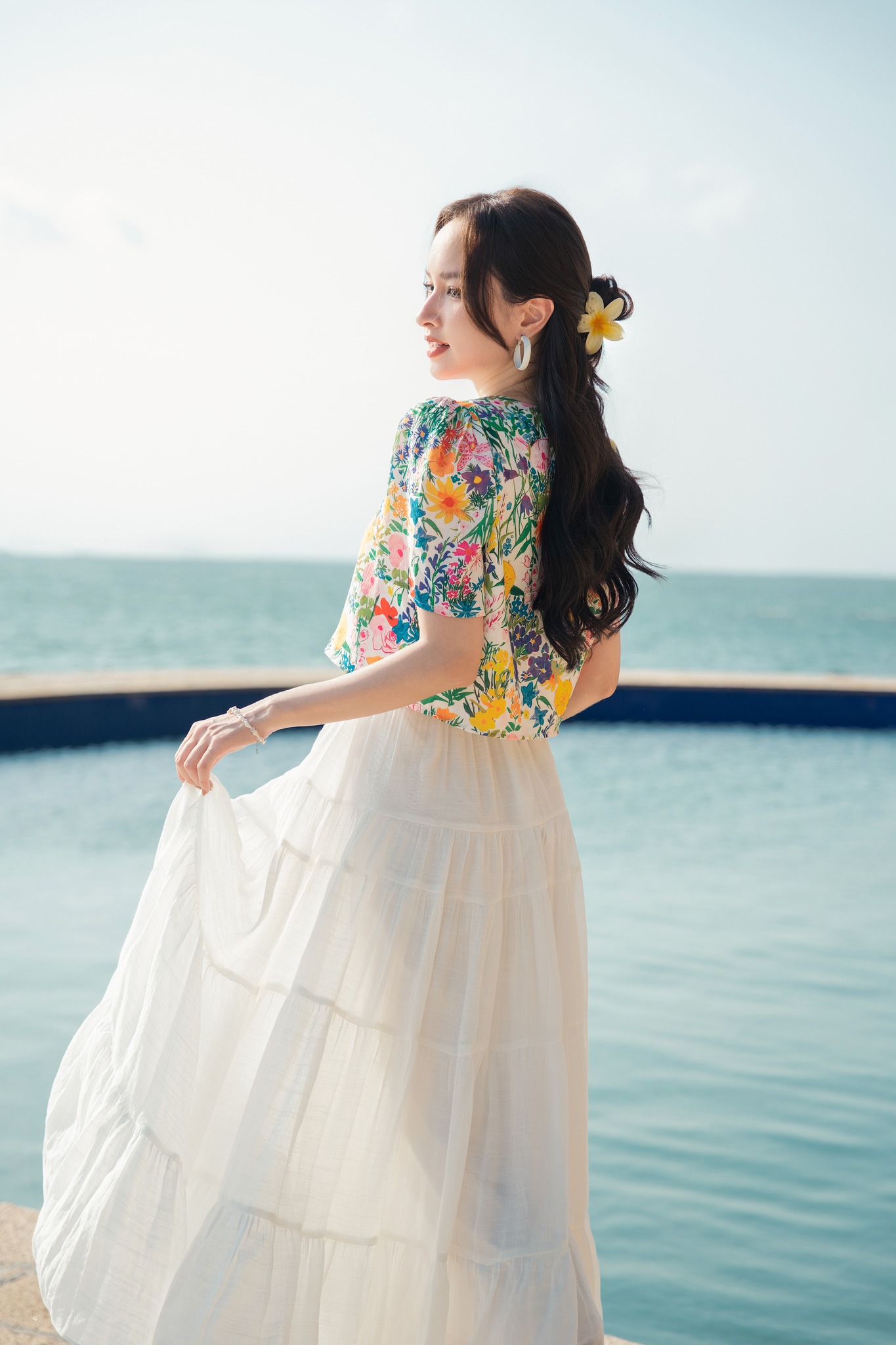 OLV - Áo croptop hoa ngắn Meara Fleur Top