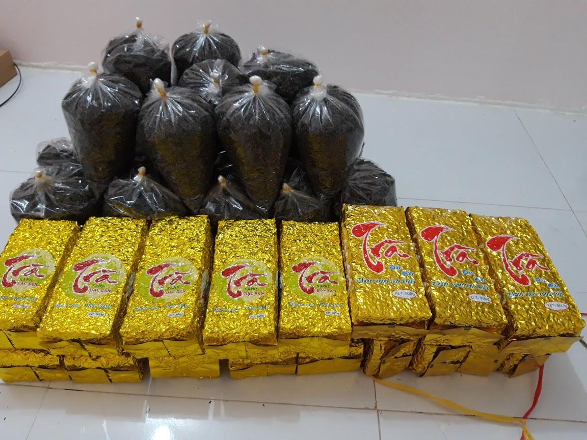 Trà (Chè) Thái Nguyên -1kg (bao gồm 02 bịch 500gr, được hút chân không)