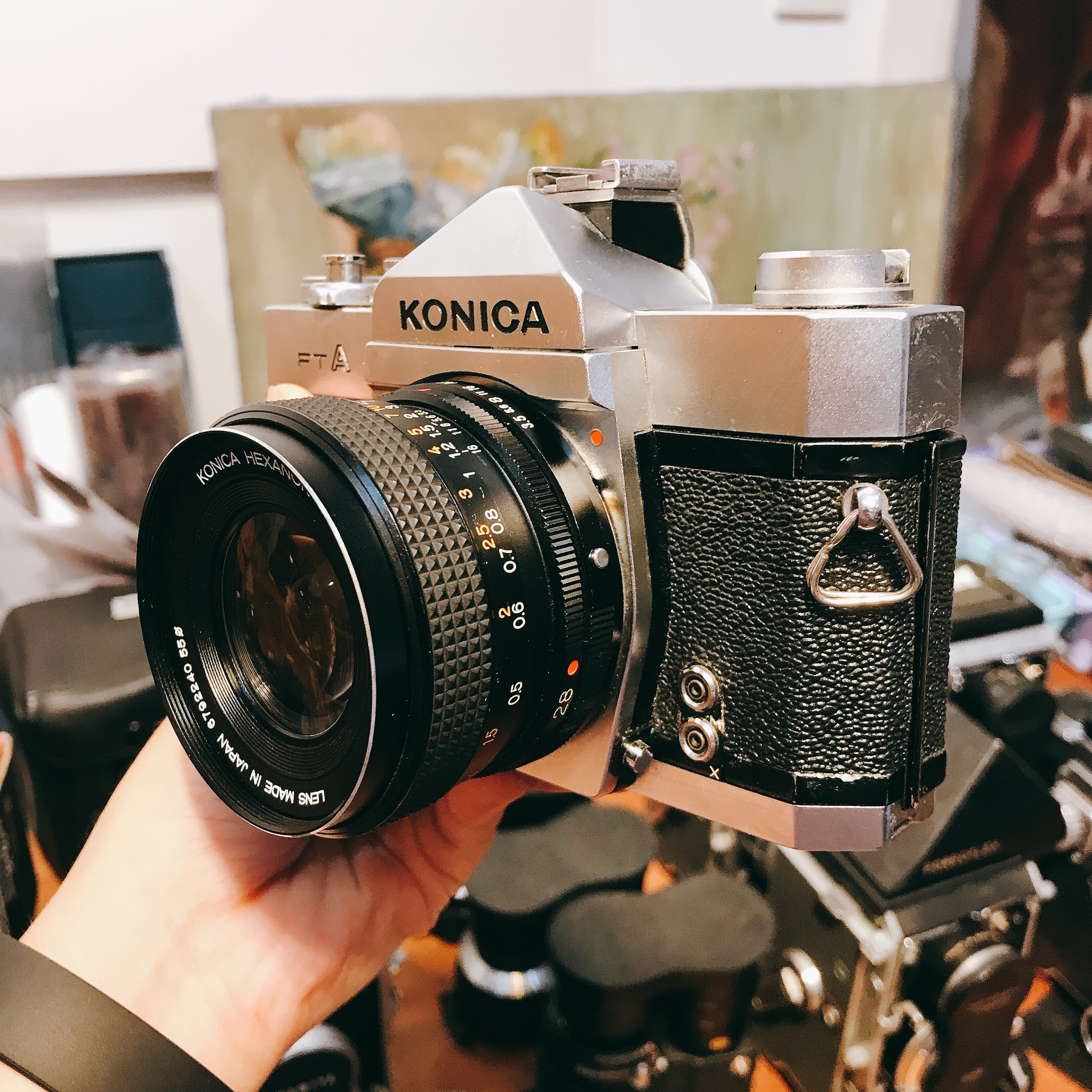 Máy ảnh phim Konica FTA hư đo sáng Kèm lens