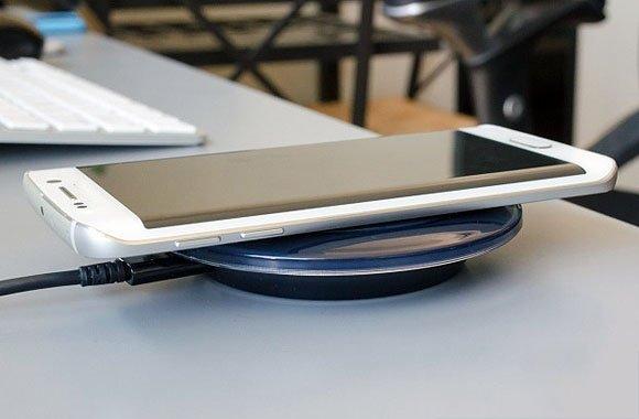 [HCM]Chân đế Sạc điện thoại Không Dây