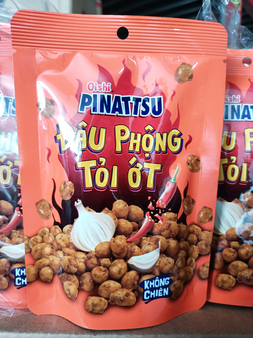 Đậu phộng Pinattsu tỏi ớt gói  85g