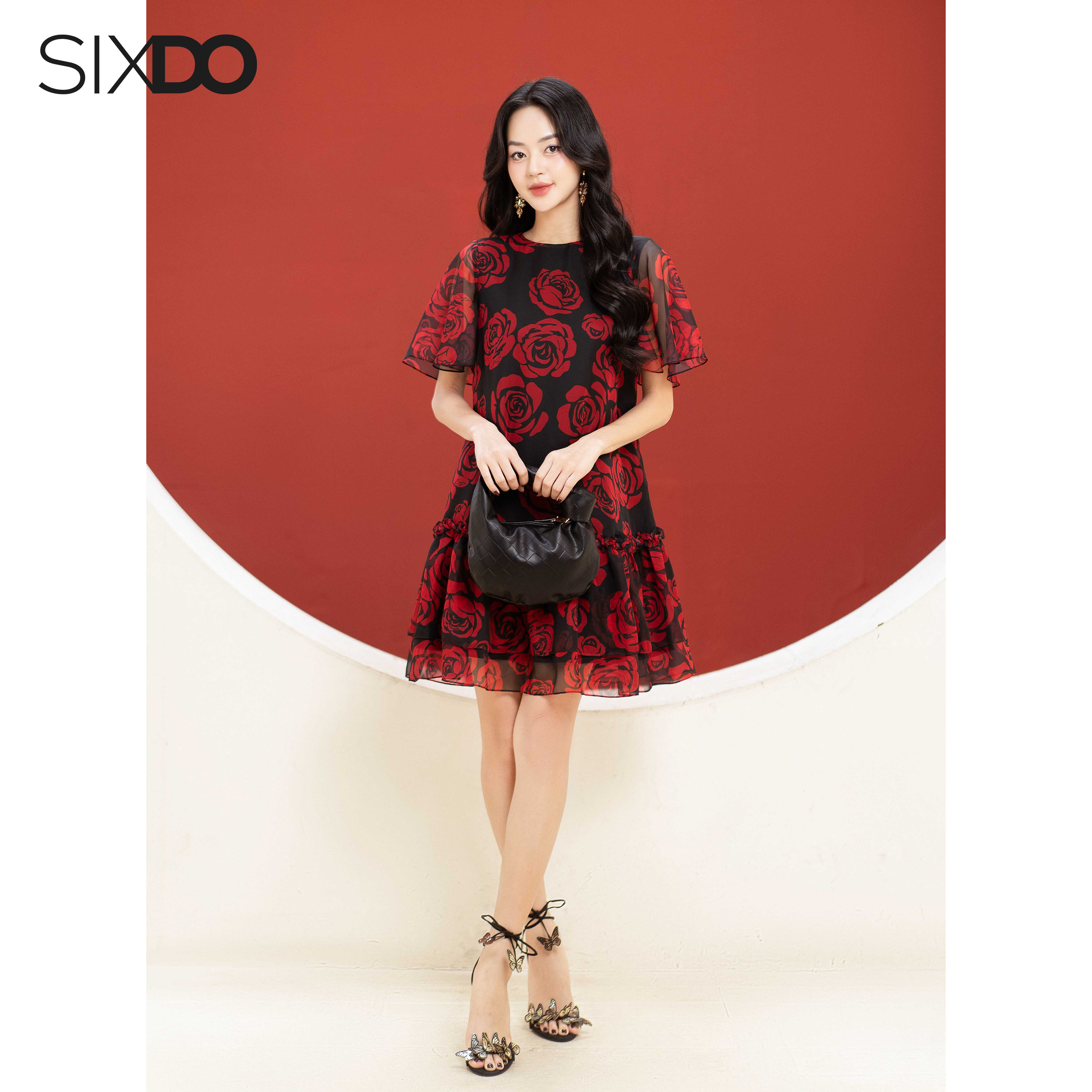 Đầm voan hoa mini cổ tròn SIXDO (Floral Voile Mini Dress)