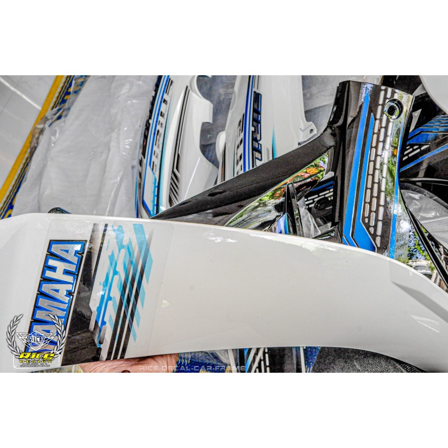 Tem Sirius trắng yếm trong đen Phối xanh 2014( Tem in thương Mẫu gốc Rice decal )