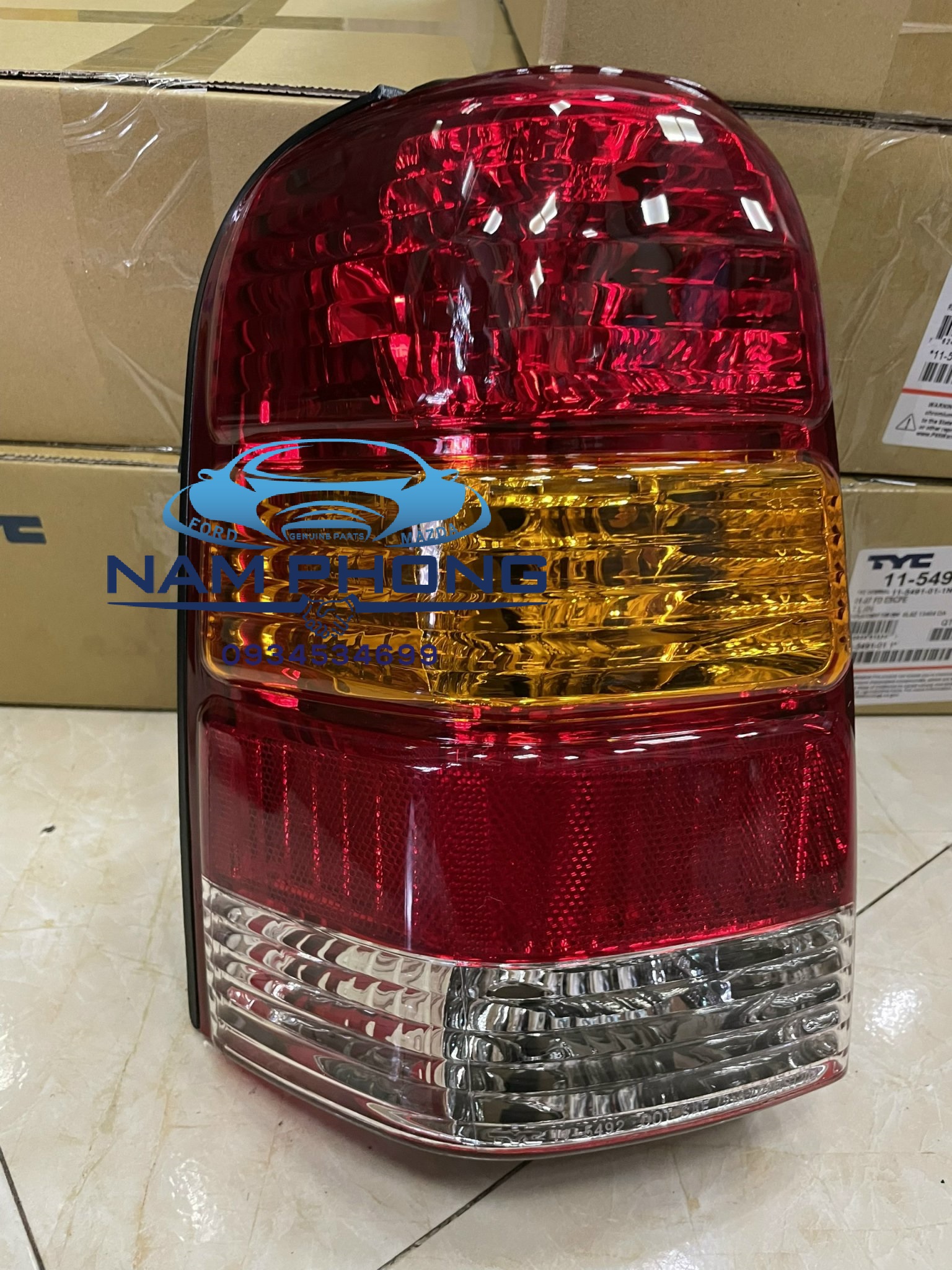 Đèn hậu escape 01-03 lh - 7l8z13405a_ld