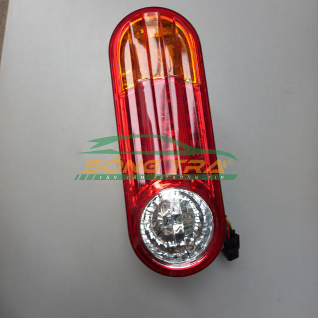 Đèn hậu/ đèn phanh hyundai h150