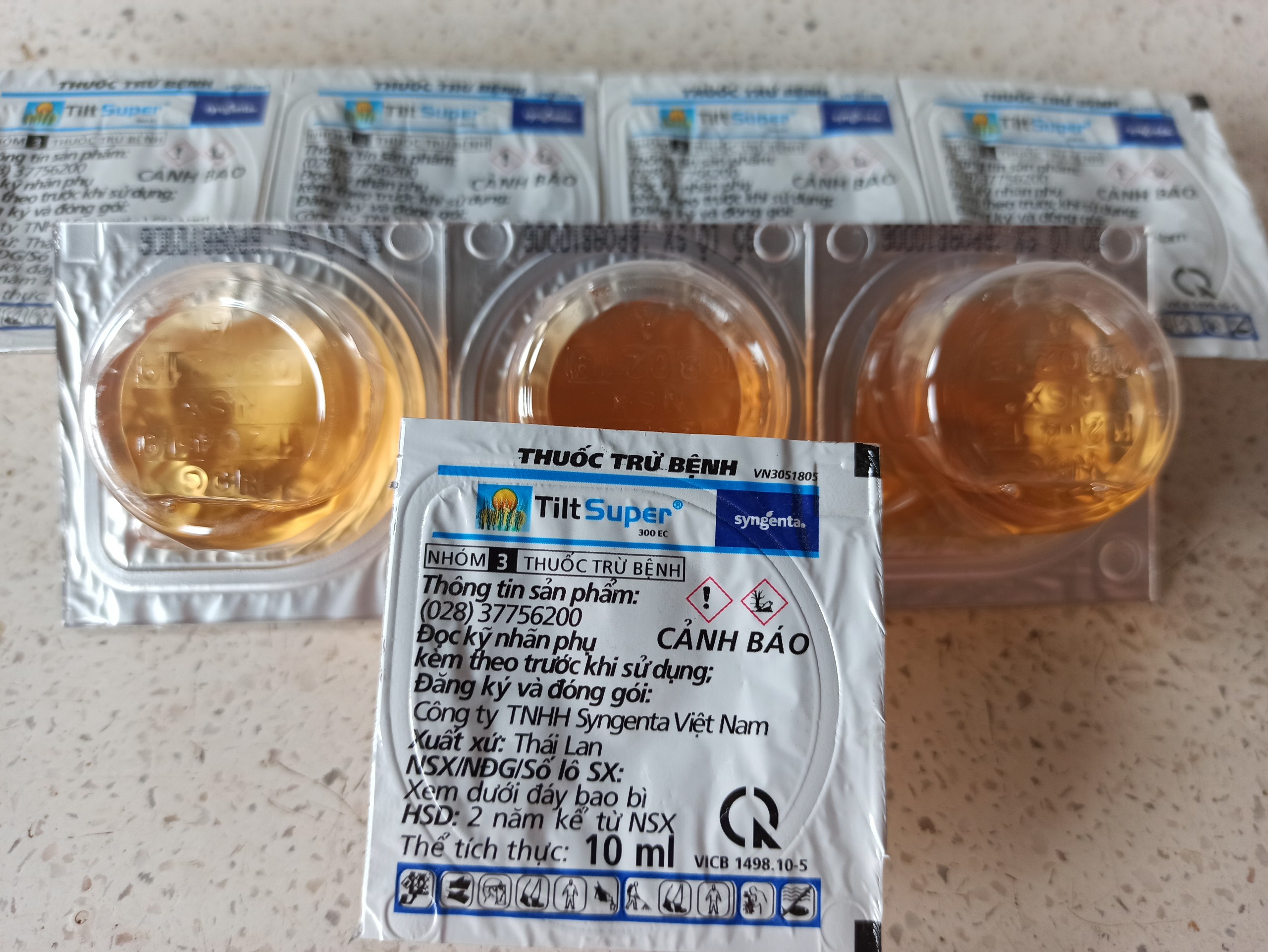 Thuốc trừ bệnh TILT SUPER 300EC 10ml