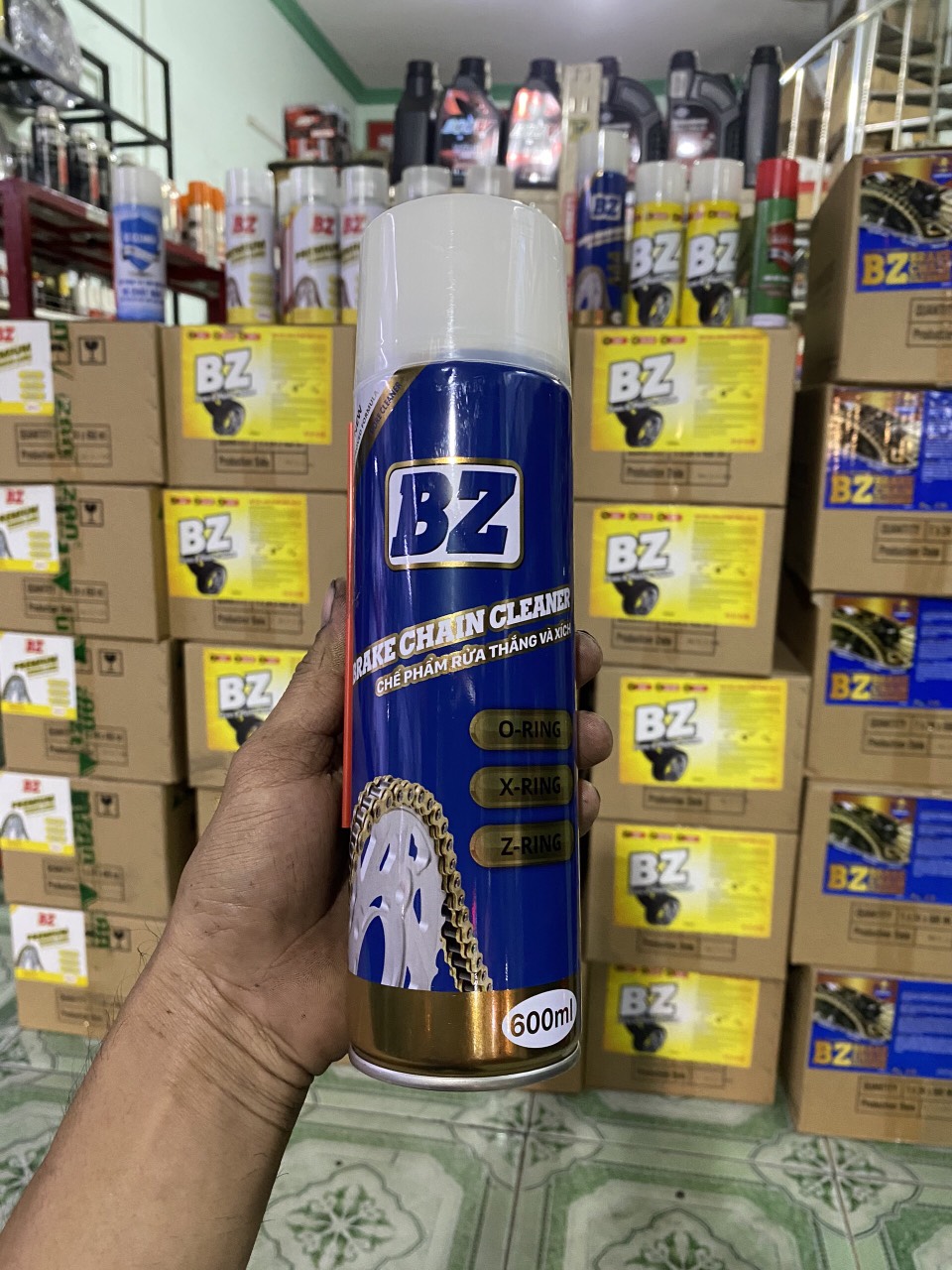 Chai xịt rửa sên BZ BRAKE CHAIN CLEANER 600ML