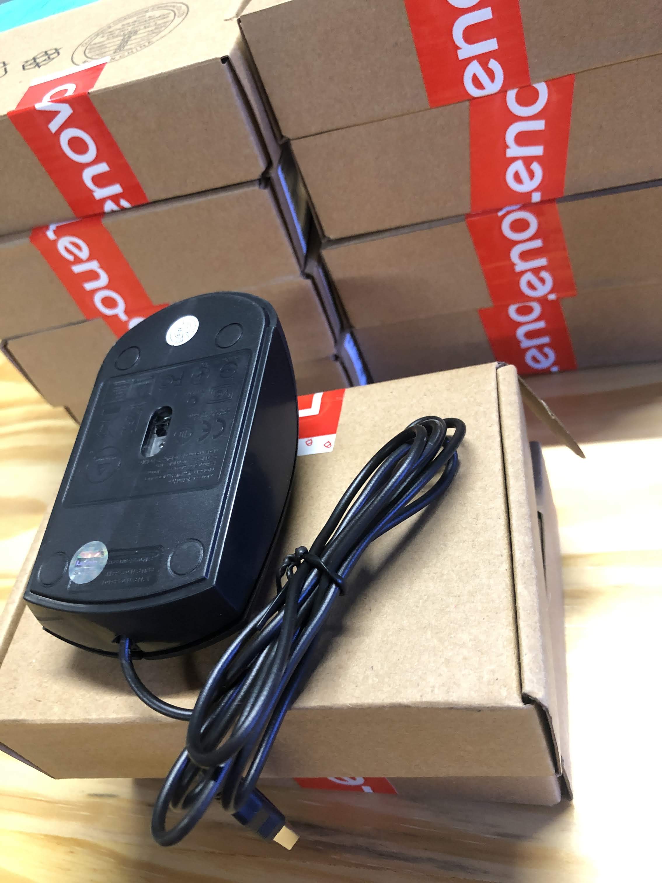 CHUỘT CÓ DÂY LENOVO THINKPAD 0B47153 Màu Đen