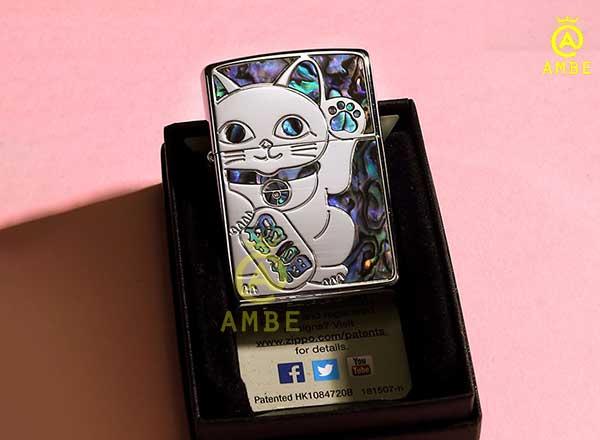 Bật lửa Zippo Mèo Thần Tài ZJP011