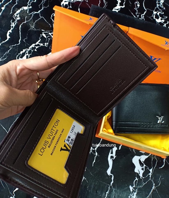 Ví Nam Xịn Full Box Boss M11