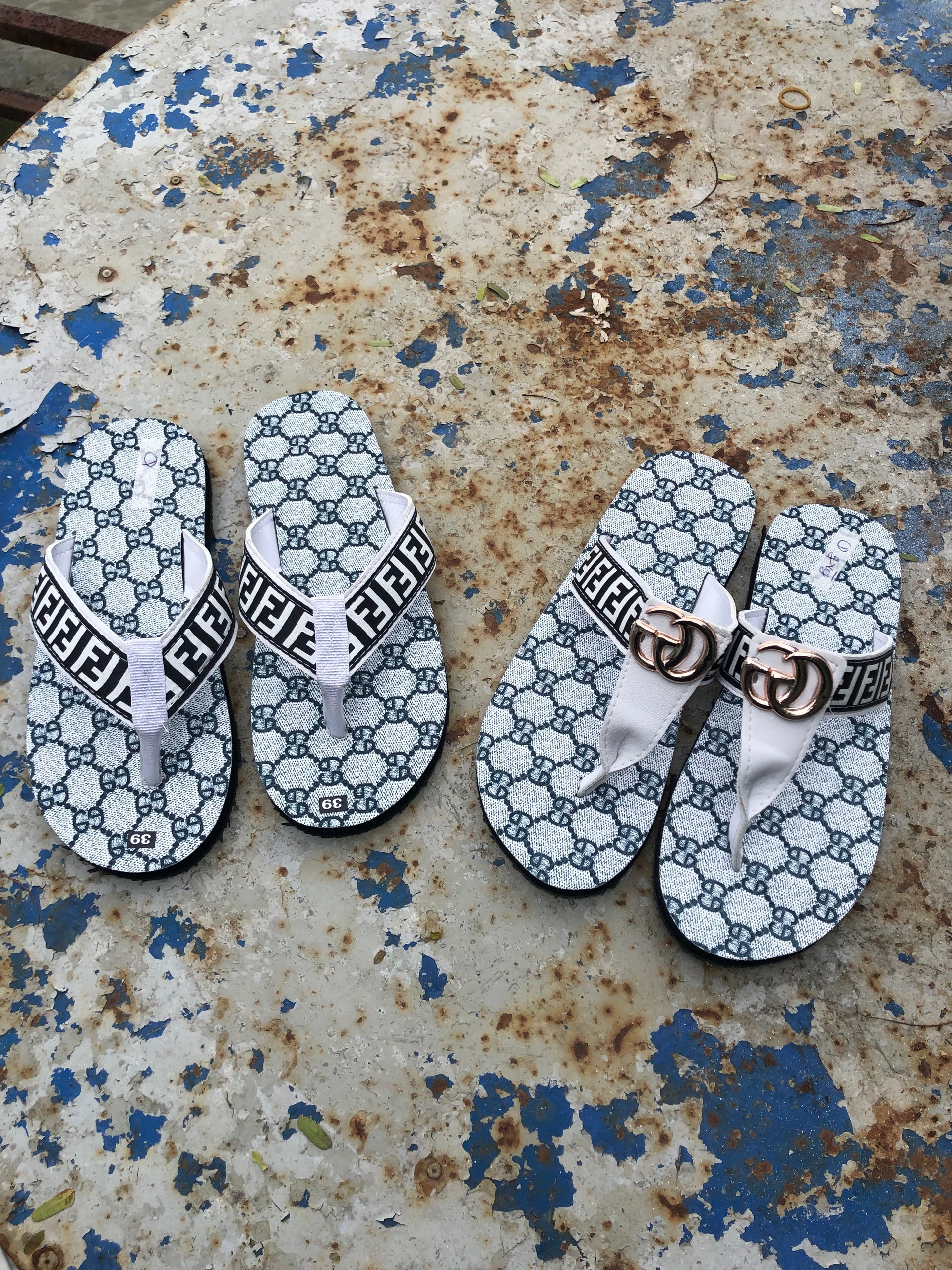 Combo 2 đôi dép cặp đôi nam nữ