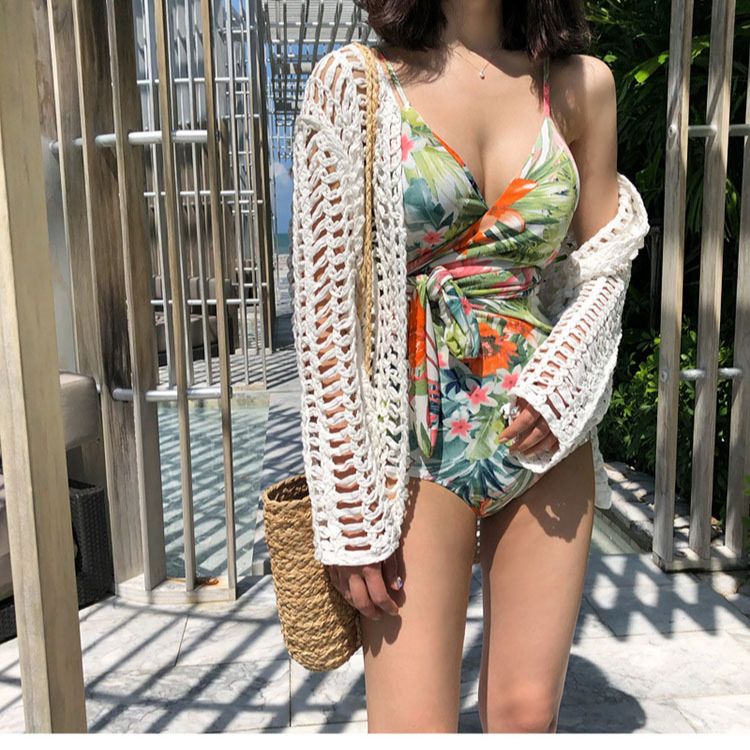 BIKINI 1 MẢNH HOA VÀNG CỘT EO