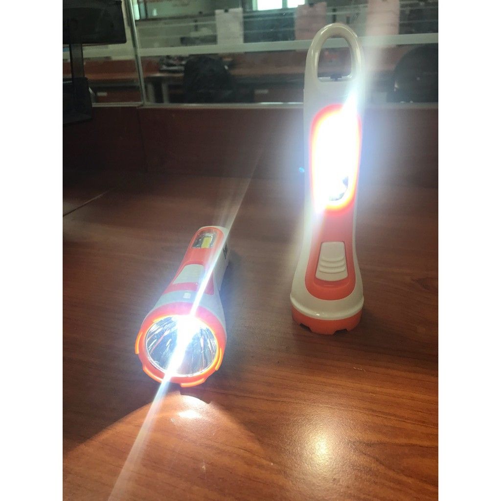 [HCM]Đèn pin sạc Led Comet CRT453
