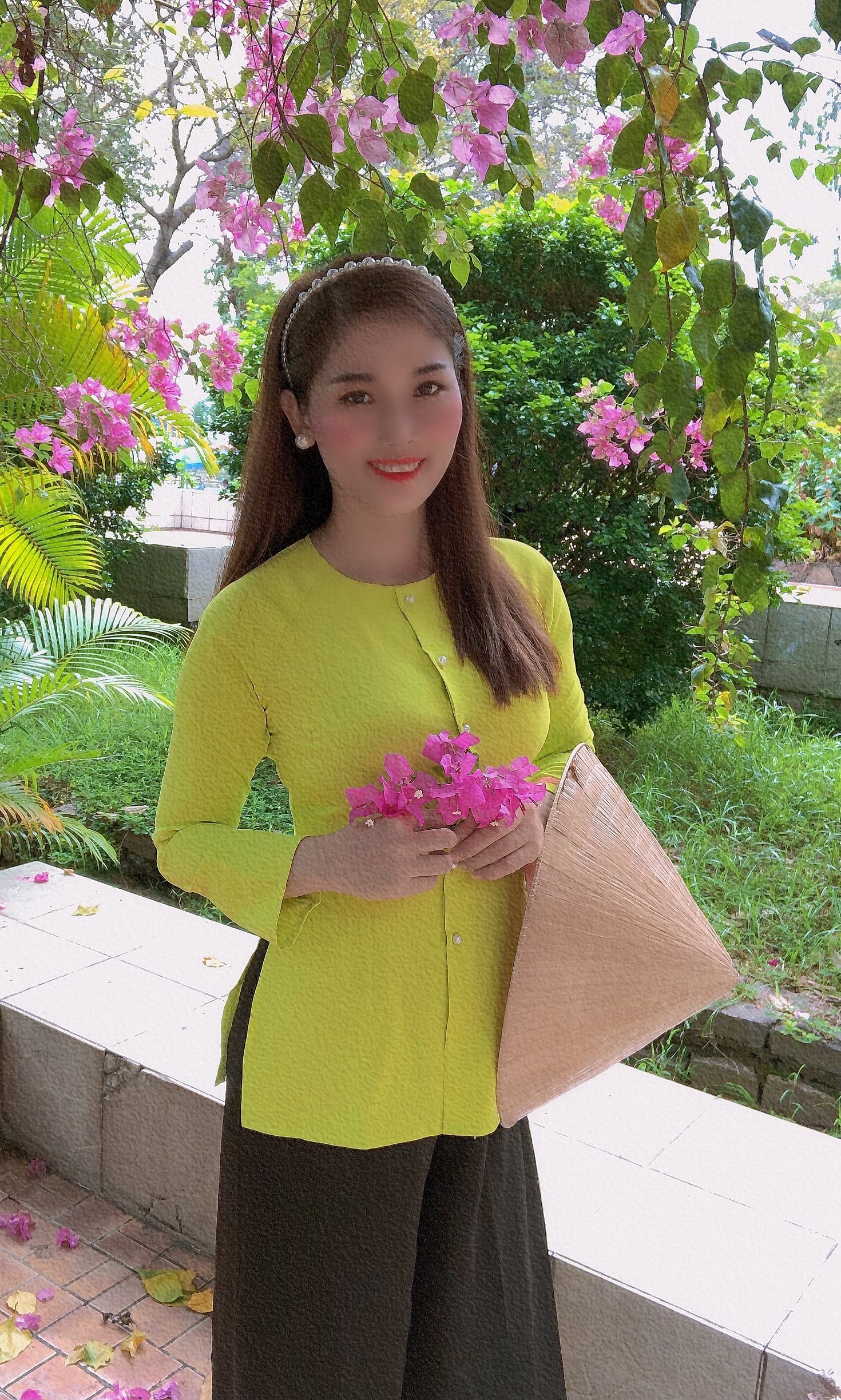 Bộ bà ba lụa pháp măc mềm, mịn, mát siu xinh