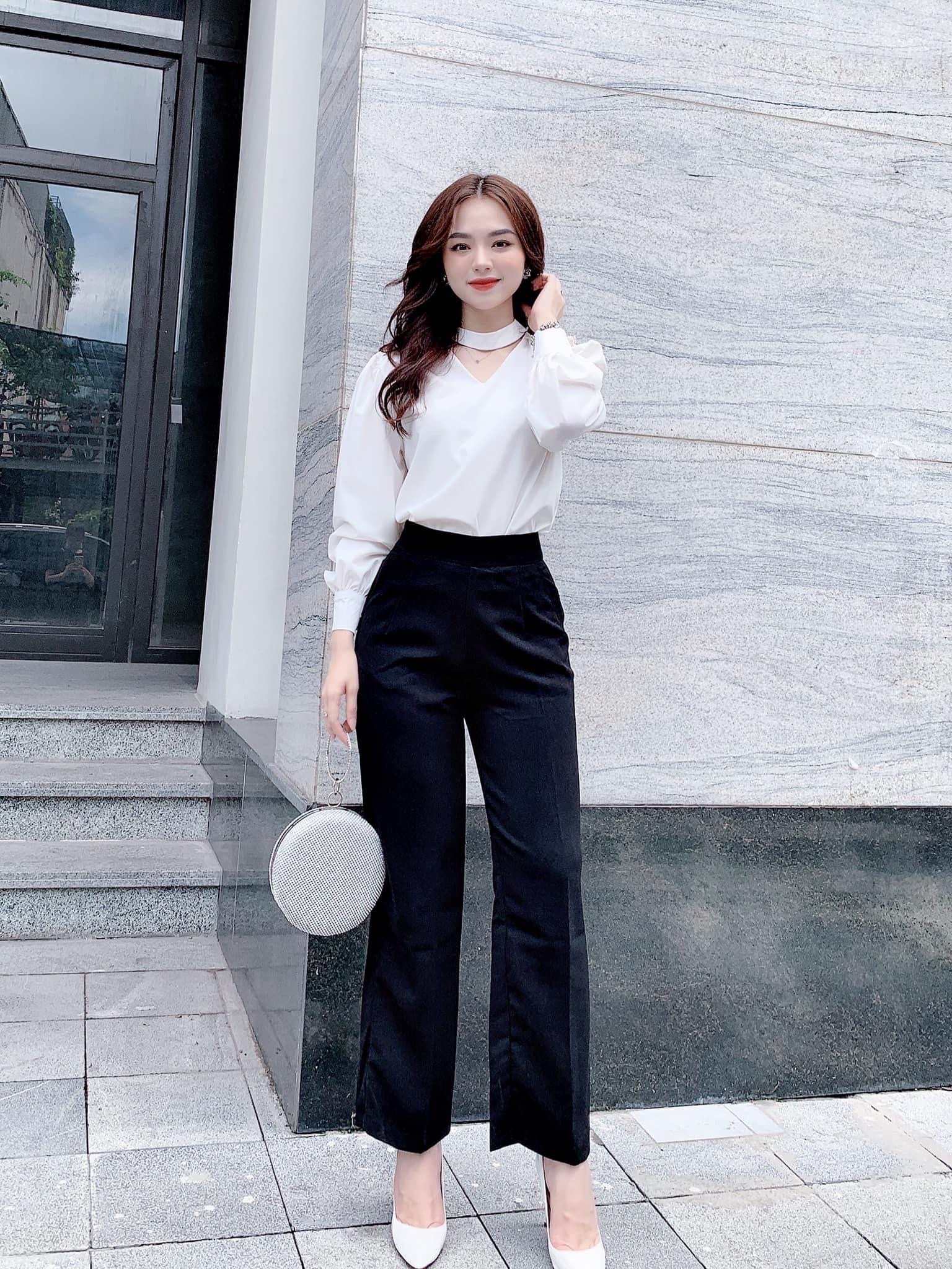 Áo Cổ Cách Điệu Vai Cườm