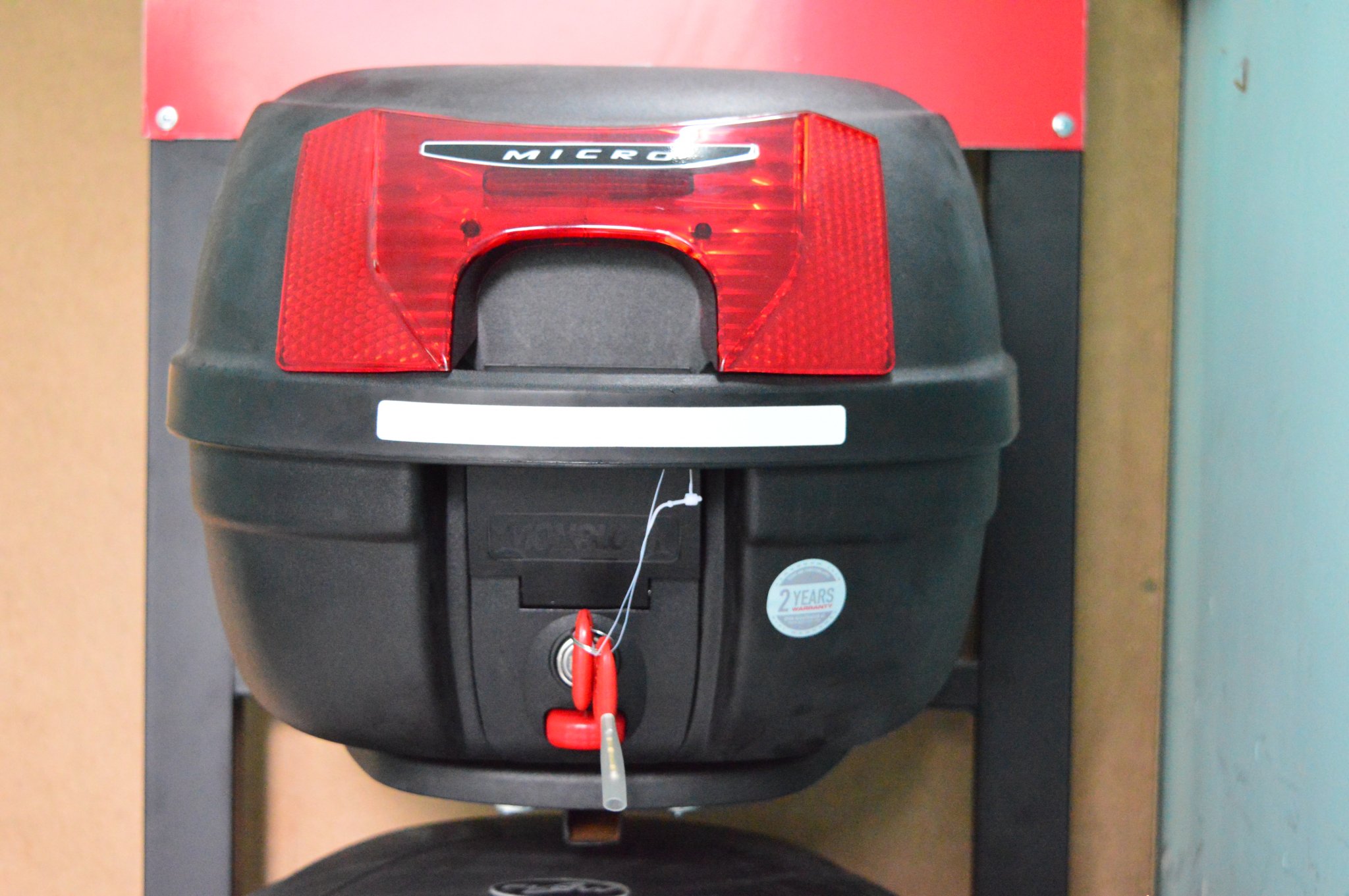 Thùng GIVI E26NX ( tặng kèm đế MP60N - Bảo hành 2 năm)