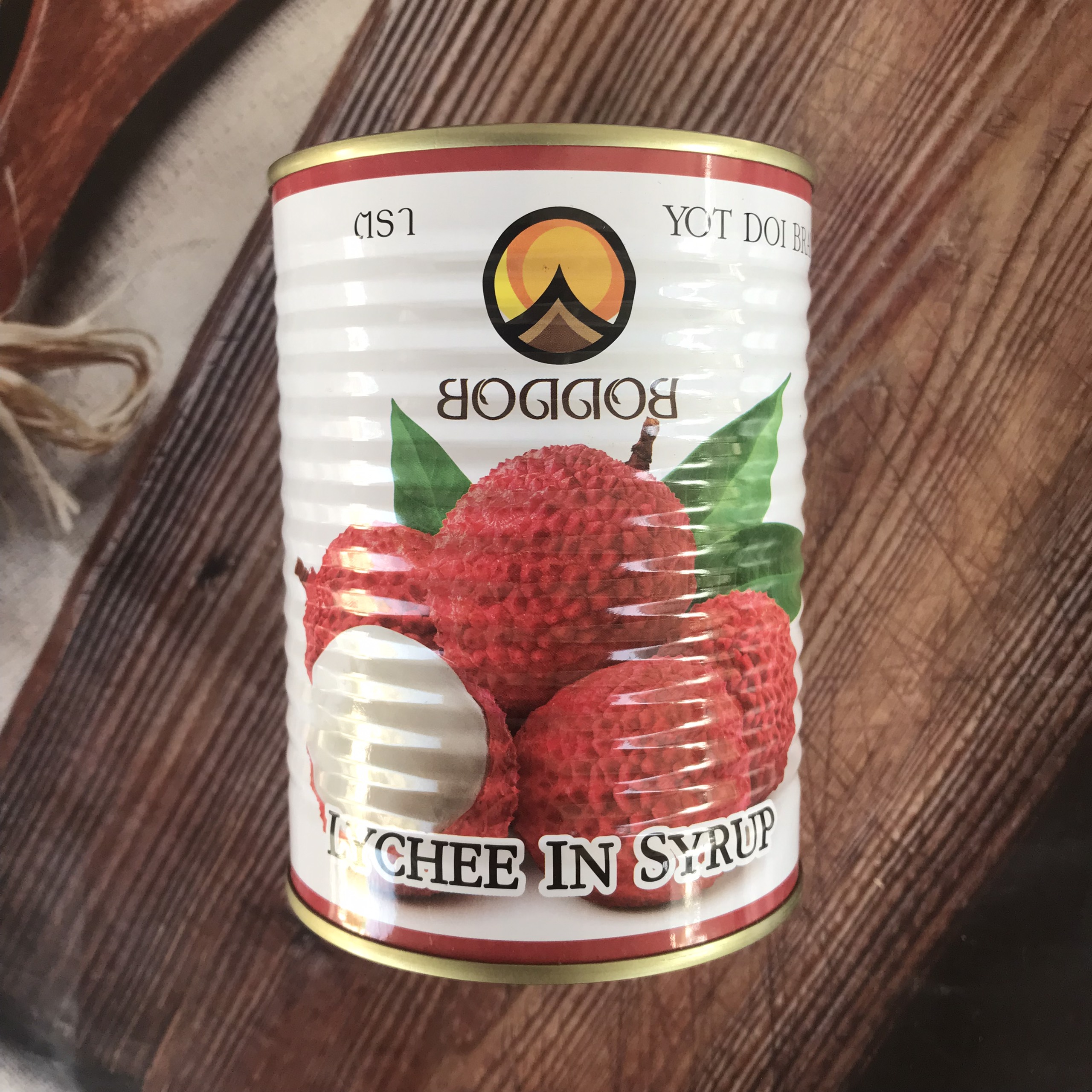 Vải Thiều Ngâm Đường Đóng Lon 565g
