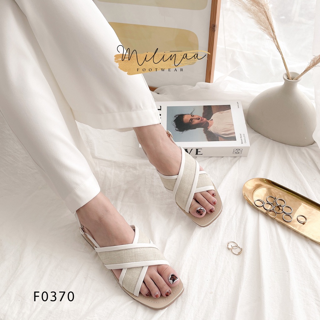 GIÀY SANDAL NỮ ĐẾ BỆT HAI QUAI CHÉO TO PHỐI NỈ HẬU GÀI F0370